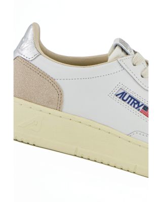 Women's Medalist Low Top Sneakers