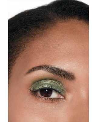 OMBRE ESSENTIELLE Multi Use Longwearing Eyeshadow