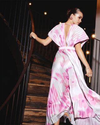 l'idee gala deep-v pleated a-line maxi dress Women's Novella Cape Asymmetric Polyester Ankle Length Trench Coat S/M/L Pearl Pink MEAN BLVD Pearl Pink / L main image 0