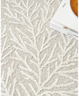 Michael Amini Ma30 Star SMR03 Area Rug, 5'3" x 7'3"