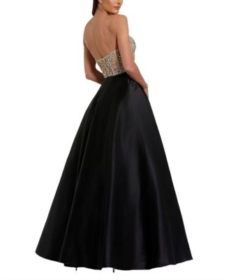 Strapless Embellished Detail Bustier Ball Gown