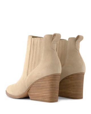 Women's Noa Wedge Chelsea Booties