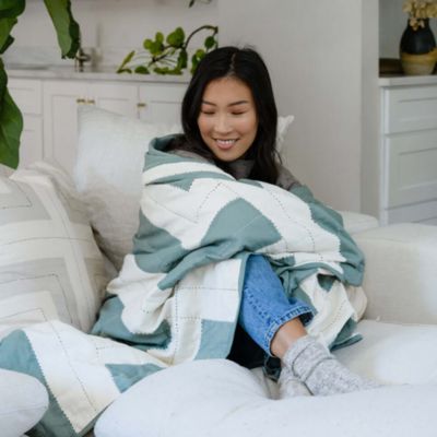 Interlock Quilt Throw