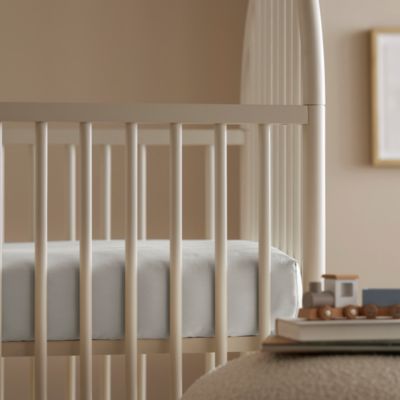 Signature Hemmed Fitted Crib Sheet