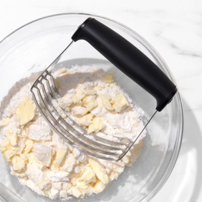 Good Grips Dough Blender with Blades