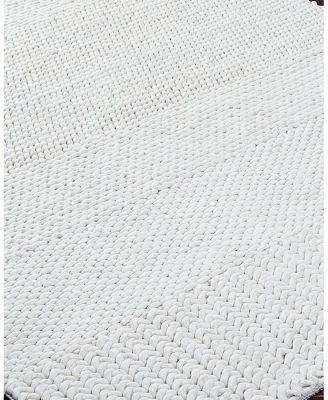 Surya Mae 541321 Area Rug, 5' x 7'6"