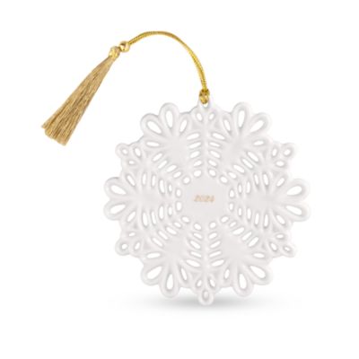 Villeroy & Boch Christmas Classics Ornament: Snowflake
