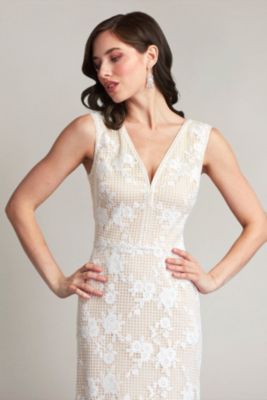 Windsor Sleeveless V-Neck Lace Gown