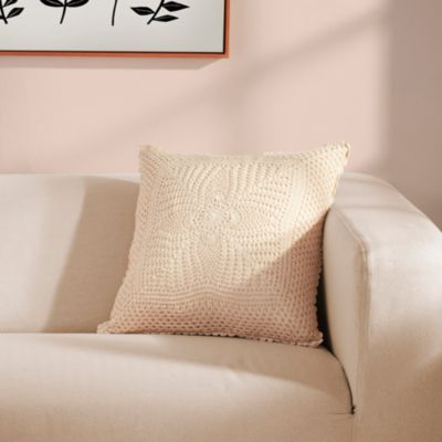 Roselli Trading - Esme Crocheted Pillow