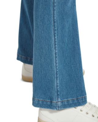 Baby Bootcut Jeans in Mid Wash