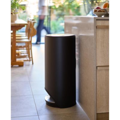 Arc 30 Liter Slimline Pedal Trash Can With Liner Pocket