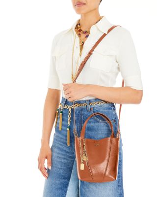 Small Spin Tote in Leather