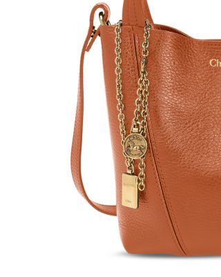 Small Spin Tote in Leather