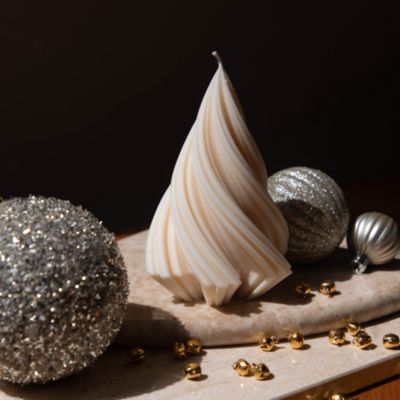 Moname Swirl Candle, 8 oz.