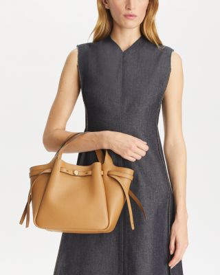 【Tory Burch】ロミー サッチェル ショルダーバッグ Amazon.com: Tory Burch Women's Romy Pebbled Satchel, Black