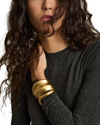 Lucia Asymmetric Top