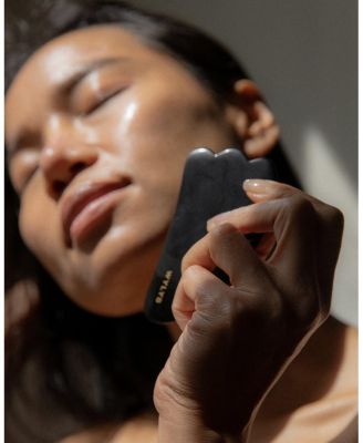 Black Obsidian Gua Sha + Face Roller Set