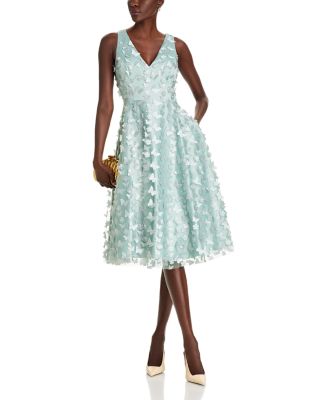 3D Appliqu&amp;eacute; Midi Dress