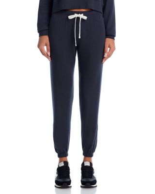 Brooks Fleece Sweatshirt & Sonja Fleece Sweatpants