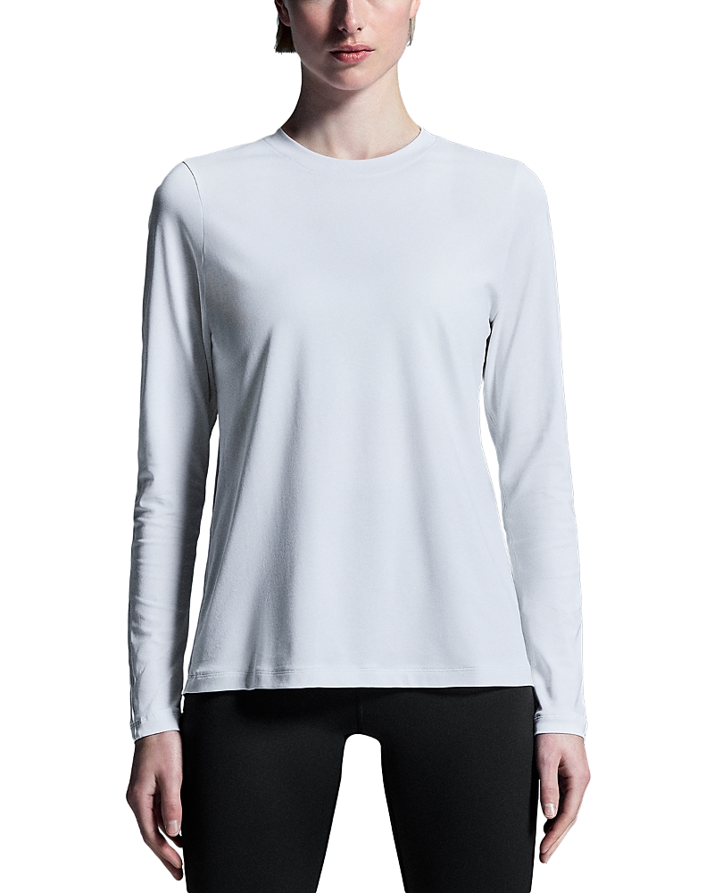 On Focus Lg Sleeve Tee In White