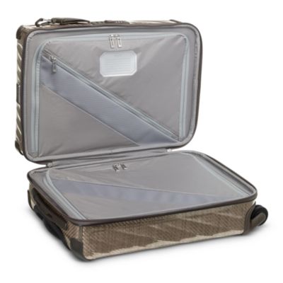 19 Degree Lightweight International Carry On Bag