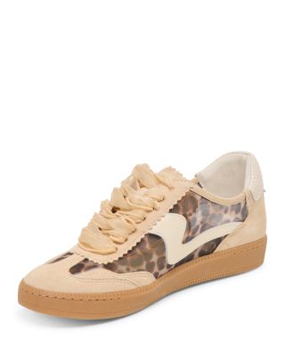 Women&#39;s Notice Sneakers