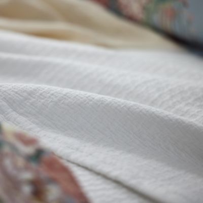 Brooke Textured Cotton Matelass&eacute; Coverlet, King