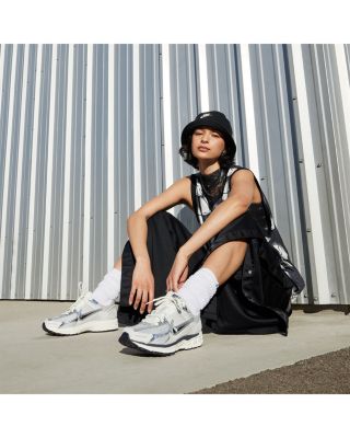 Women's Zoom Vomero 5 Sneakers