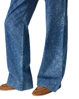 Namibia Straight Leg Jeans in Light Wash