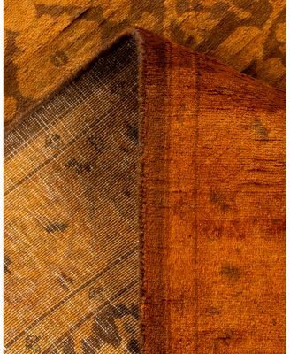 Bloomingdale's Fine Vibrance M1619 Runner Area Rug, 2'8" x 8'4"