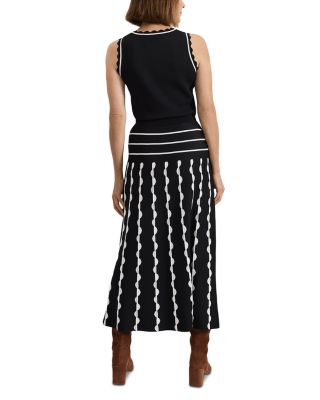 Liz Pleated Scalloped Skirt