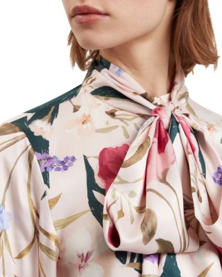 Leeyaa Floral Print Blouse