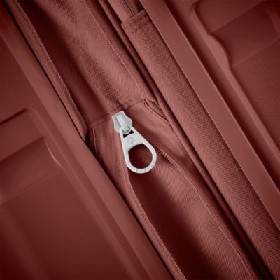 Outline Pro Medium Spinner Suitcase