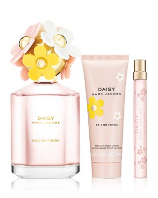 Daisy Eau So Fresh Eau de Toilette Gift Set ($214 value)