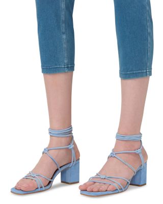 High Rise Ultra Soft Denim Capri Leggings in Medium Wash