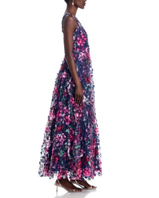 Floral Appliqu&eacute; Gown