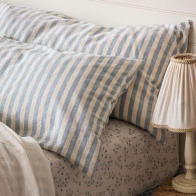  Pembroke Stripe Linen Pillowcase Pair, Queen