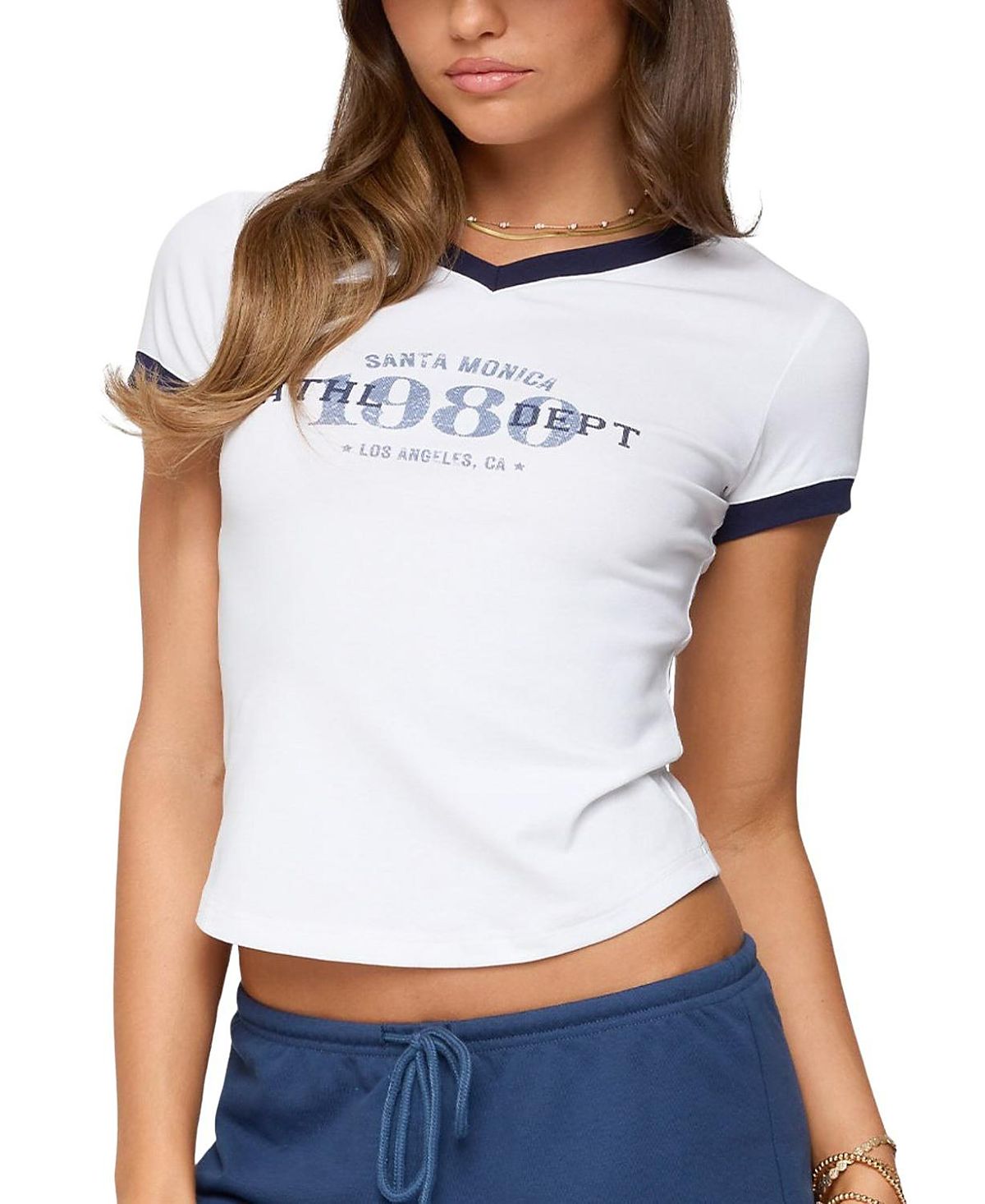 Edikted Santa Monica V Neck T Shirt