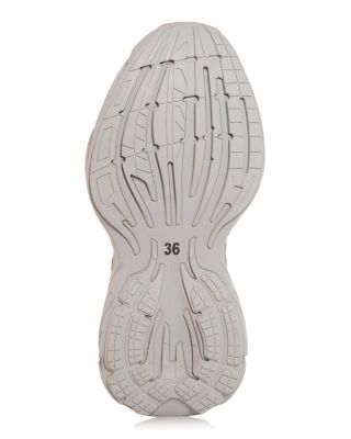 Women&#39;s Monday Sneakers