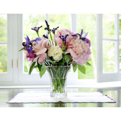 Iris Vase, 6&amp;quot;