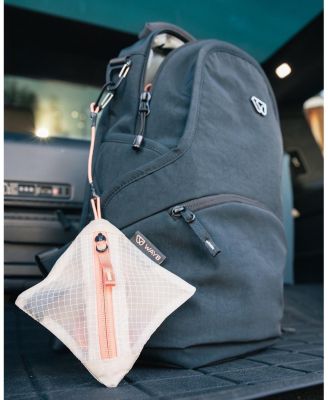 Unisex Essentials Travel Kit