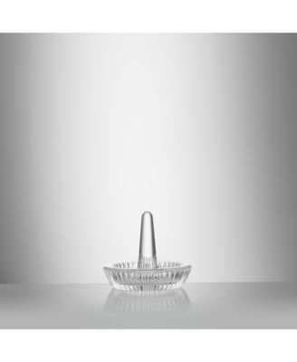 Heritage Round Ring Holder