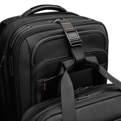 ZDX Essential Global Spinner Carry On Bag