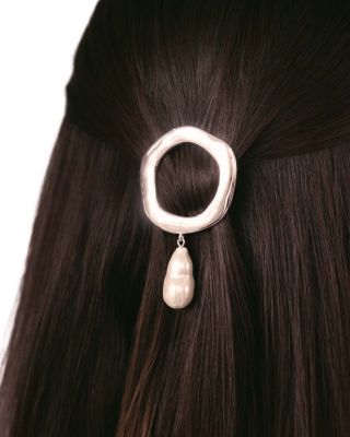 Cultured Freshwater Pearl Circle Barrette