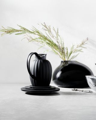 Ebon Black Vase Collection