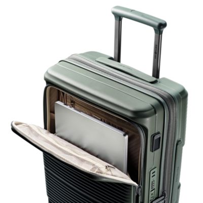 Paralux Hardside Expandable Spinner Carry On