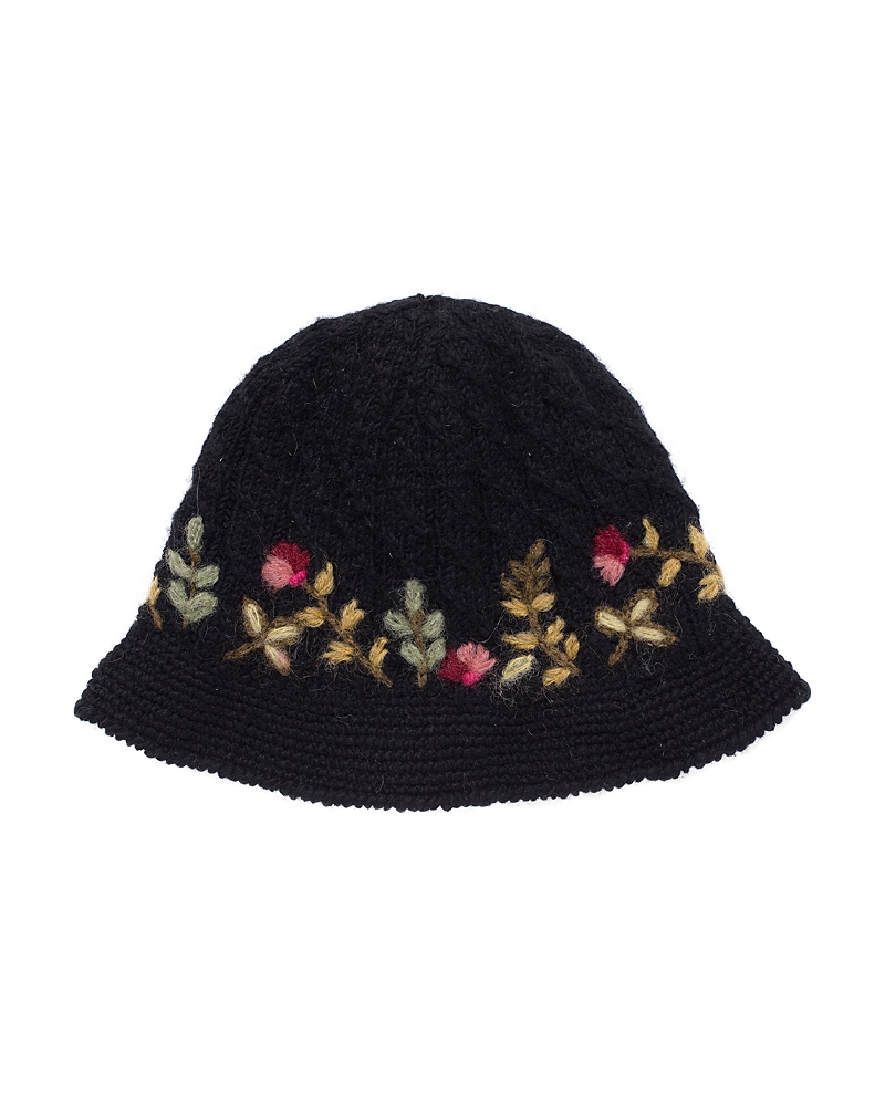 French Knot Meadow Bucket Hat In Black