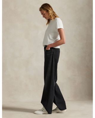 Relaxed Wide Leg Jean