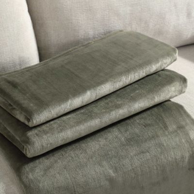 Core Plush Solid Bed Blanket, Queen