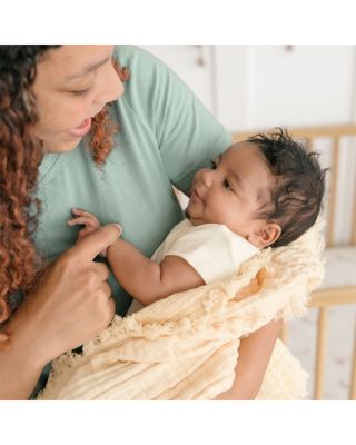 Multi Layer Ombr&eacute; Muslin Blanket